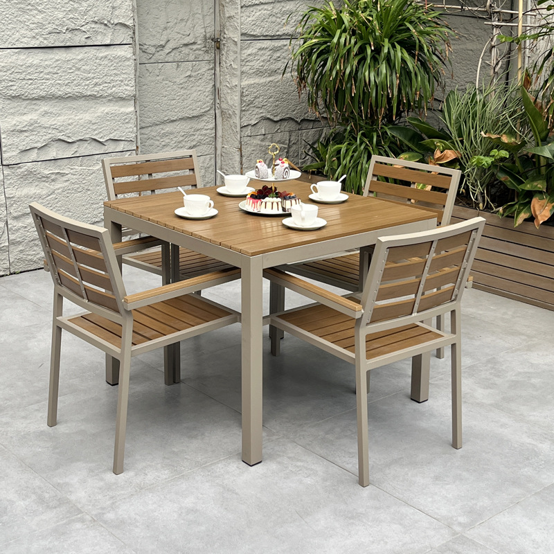 ການດໍາລົງຊີວິດຢູ່ກາງແຈ້ງກ່ຽວກັບການລຸກຂຶ້ນ - Lenatees ເປີດຕົວເຊືອກໃຫມ່ທີ່ມີປະສົບການຂ້າງນອກທີ່ຫລູຫລາສໍາລັບ